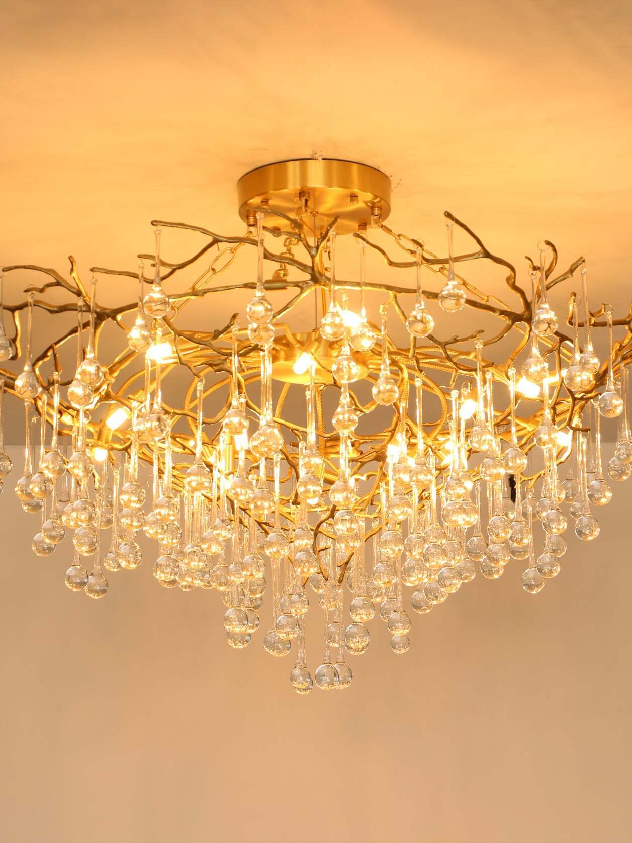 アニタ 真鍮リーフ シャンデリア