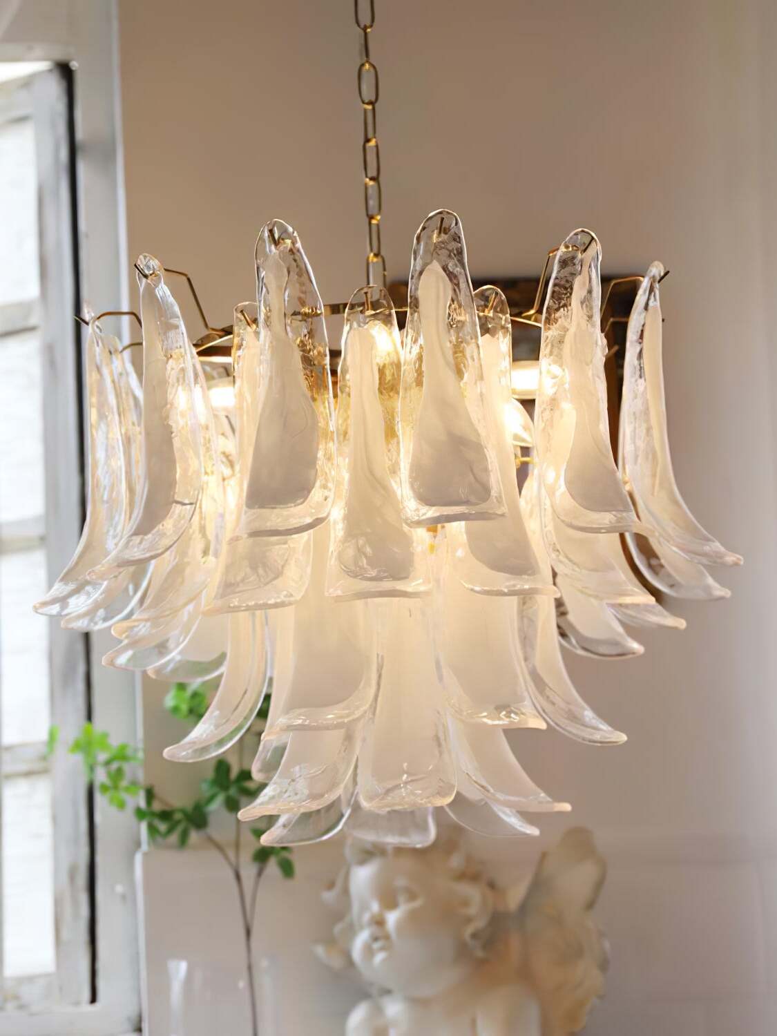 イタリア製 シャンデリア☆ベネチアン ムラノ ガラスシェード☆松下電工ドルーチェ ムラーノガラス（ベネチアングラス）シャンデリア／照明（3灯）Cristo