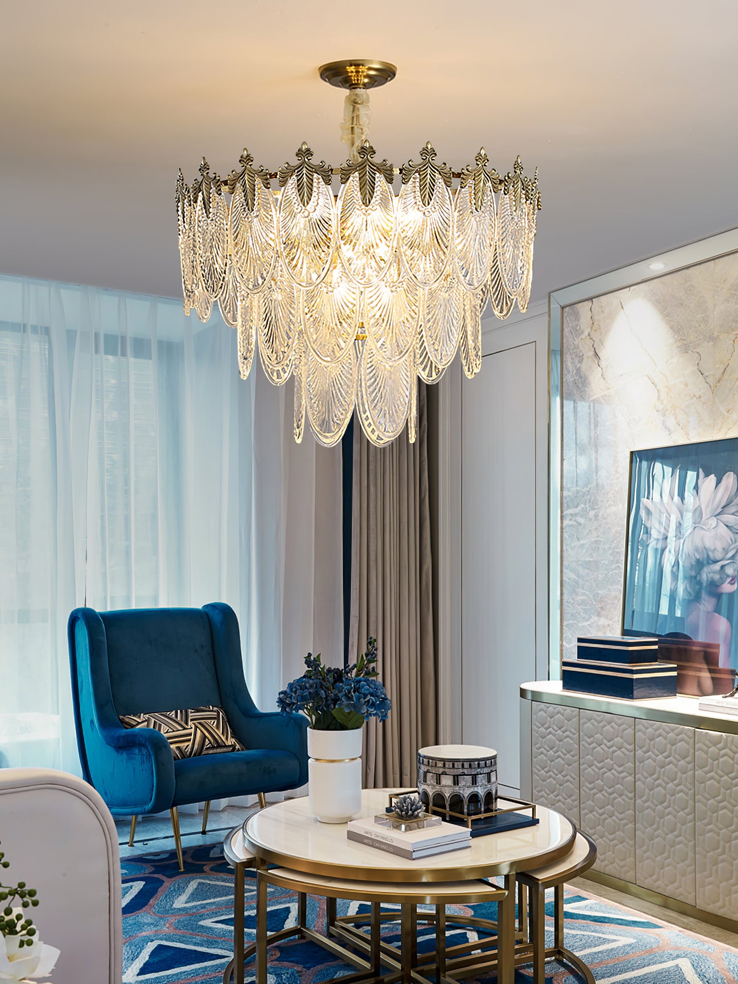 真鍮の葉のシャンデリア